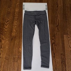 Size 12 Ivivva leggings